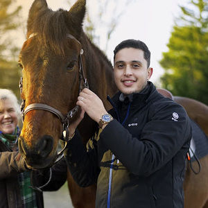 Meet your Posher, Med amine